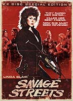 Savage Streets 1984 film scènes de nu