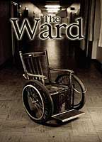 The Ward (2010) Scènes de Nu