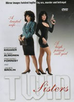 Twin Sisters (1992) Scènes de Nu