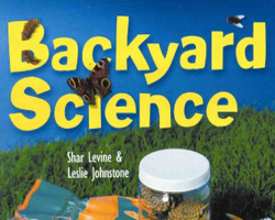 Backyard Science scènes de nu