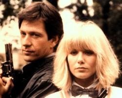 Dempsey & Makepeace scènes de nu