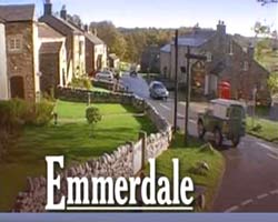 Emmerdale 1973 film scènes de nu