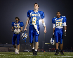 Friday Night Lights 2006 film scènes de nu