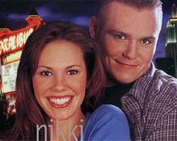 Nikki (2000-2002) Scènes de Nu