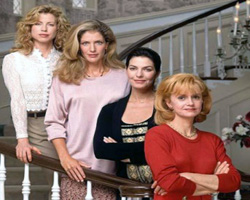 Sisters (1991-1996) Scènes de Nu
