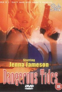 Dangerous Tides (1998) Scènes de Nu
