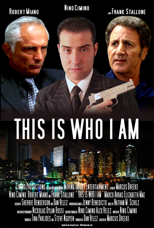 This Is Who I Am (2012) Scènes de Nu