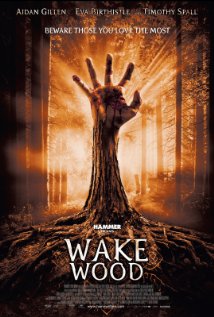 Wake Wood 2011 film scènes de nu